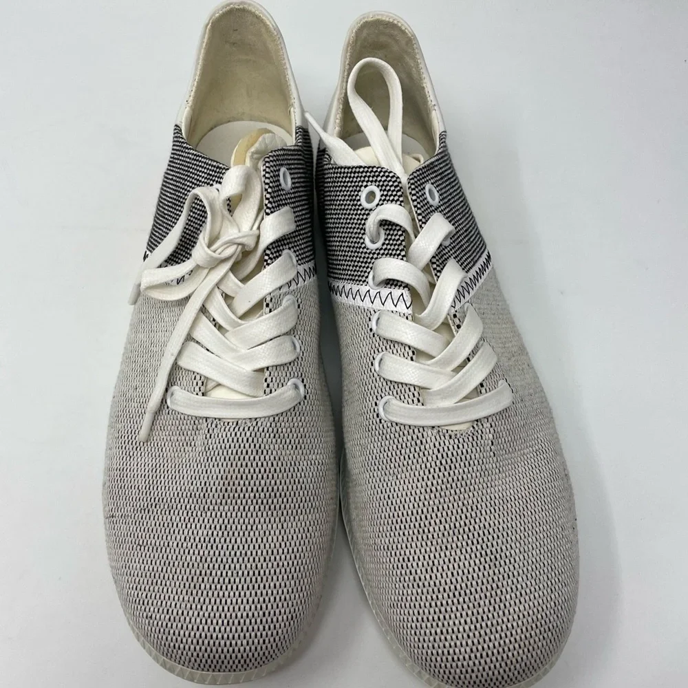 Bravo Stylish Gray and White Men's Casual Shoes Size 11